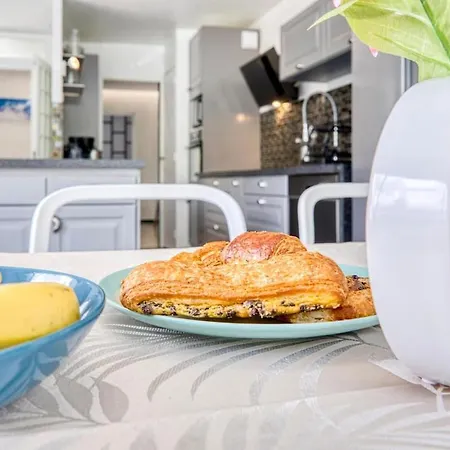 Coliving - Oceana Bedroom - Convenient & Near Cern Saint-Genis-Pouilly