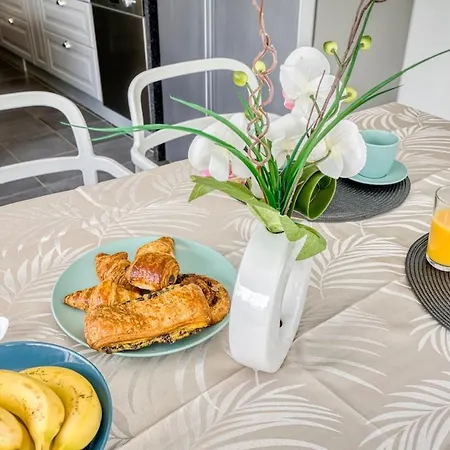 Coliving - Oceana Bedroom - Convenient & Near Cern Apartment Saint-Genis-Pouilly