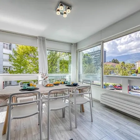 Apartment Coliving - Oceana Bedroom - Convenient & Near Cern *
